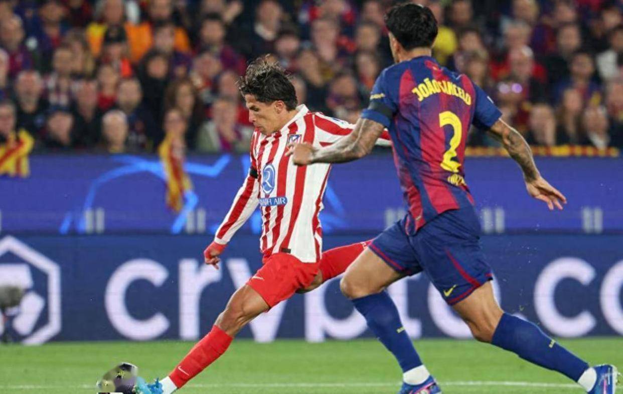 红牌+世界波,欧冠西甲德比:马竞2-0巴萨,四强基本稳了,拉师傅低迷